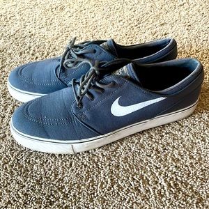 Nike Stefan Janosski